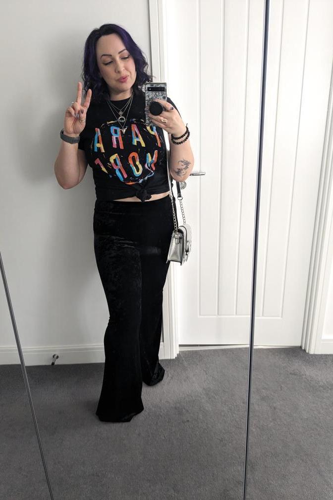 Paramore Spiral Logo Black Tshirt